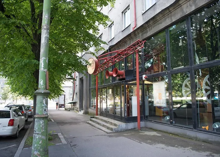 Raevala Boulevard Apartment